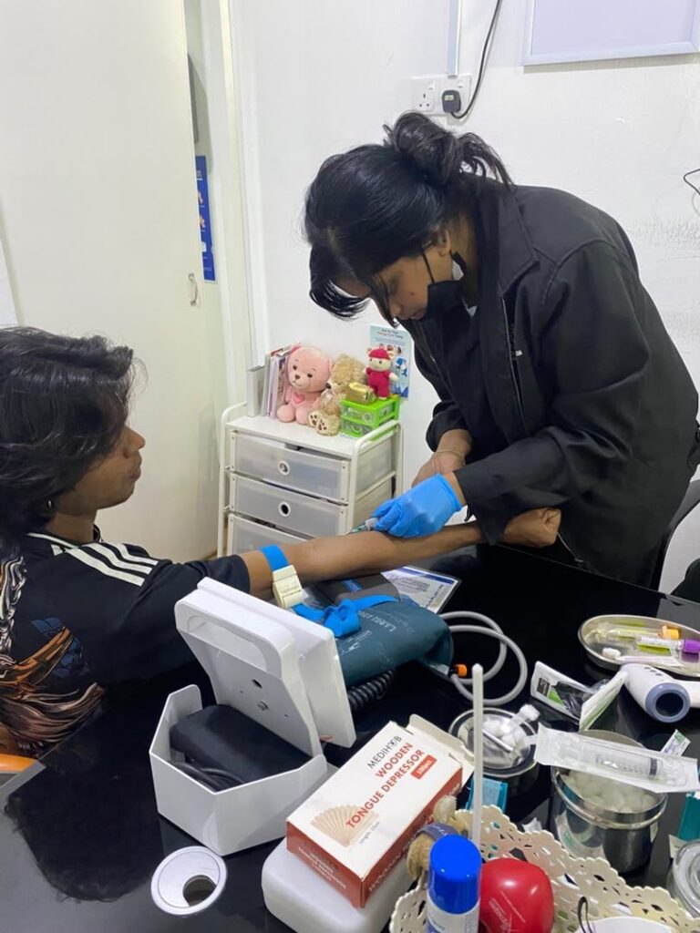 Blood test service at medical clinic near Taman Lestari Perdana, Seri Kembangan